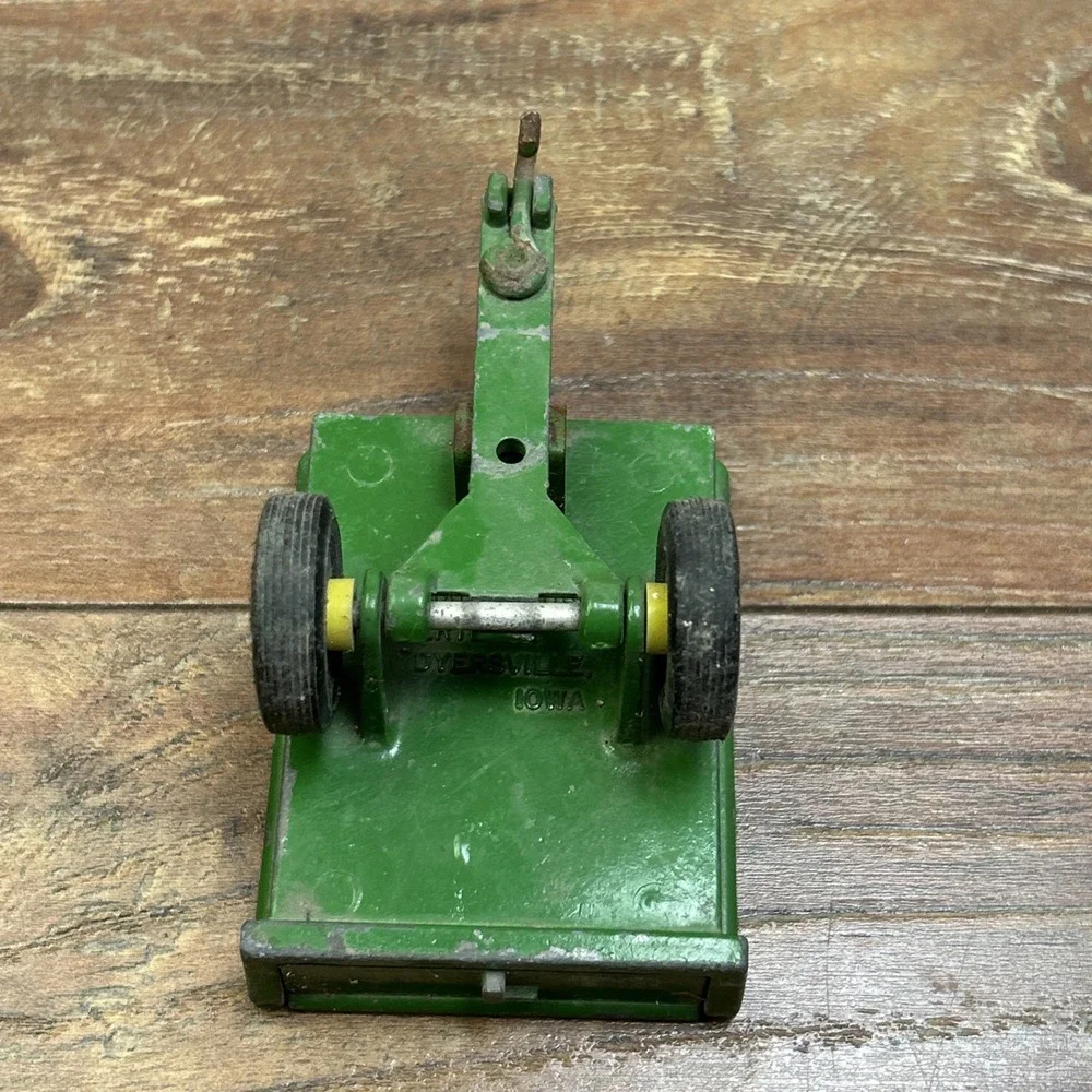 Vintage 1960's 70's Ertl John Deere 140 Lawn Garden Tractor W/ Dump Cart 1:16